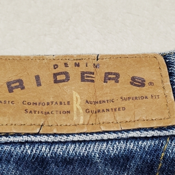 VINTAGE 90s Lee Mid Wash Distressed Stone Wash High Rise Jeans 12 Long - Picture 13 of 13